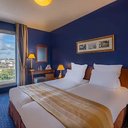 Amiral Hotel