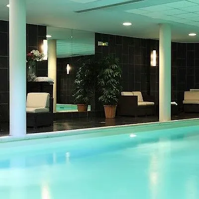 Hotel Amiral 4*